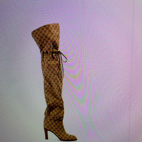 COPY - Gucci over-the-knee monogram boots. - Picture 3 of 3